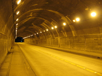マンション・トンネル 005.JPG